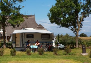 Komfortstellplatz auf dem Ferien-Camp Börgerende, © Ferien-Camp Börgerende Komfortstellplatz auf dem Ferien-Camp Börgerende, © Ferien-Camp Börgerende